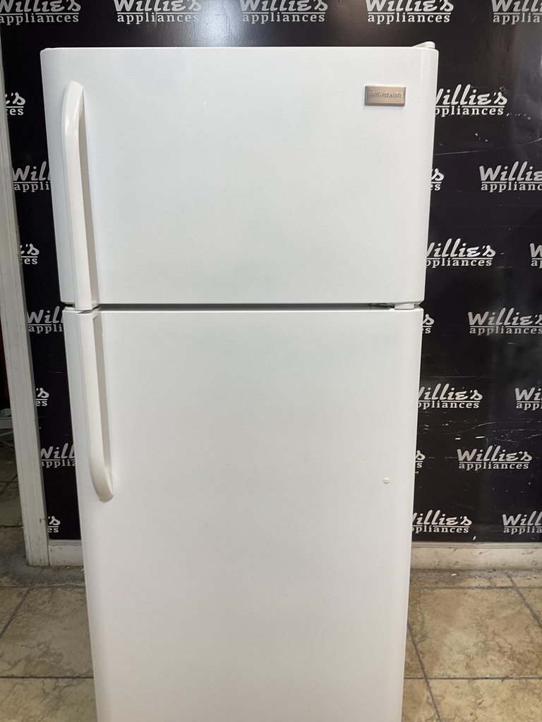 Frigidaire Used Refrigerator Top and Bottom 30x66 (White) 