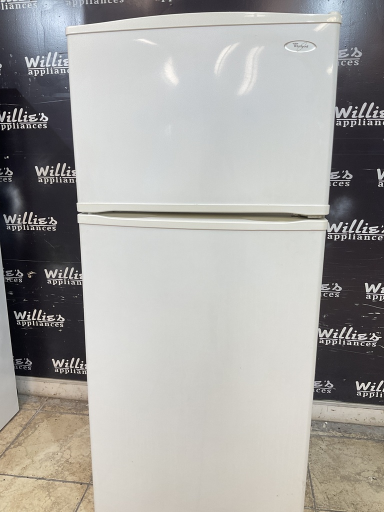 Whirlpool Used Refrigerator Top and Bottom 28 1/2’ x 66 (White) 