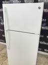 Ge Used Refrigerator Top and Bottom 28x61 1/2” (White) 