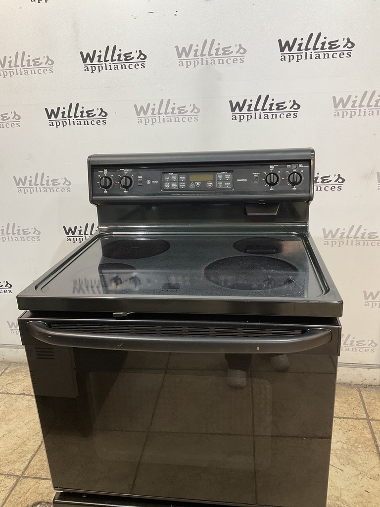 Ge Used Electric Stove 220volts (40/50 AMP) 30inches {no cord} (Black) 