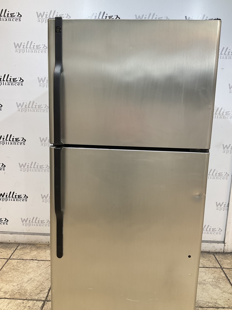 Ge Used Refrigerator Top and Bottom 30x66 1/2” (Stainless Steel) 