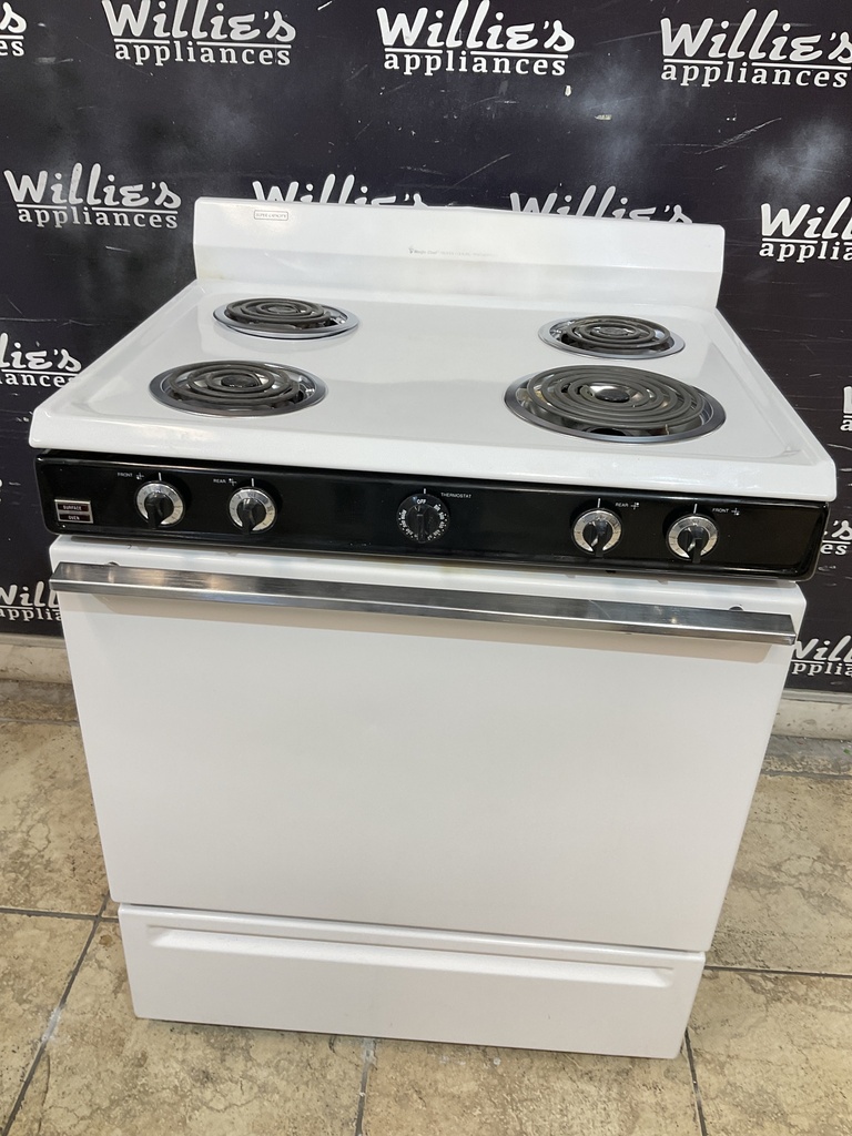 Magic Chef Used Electric Stove 30inches {no cord} 
