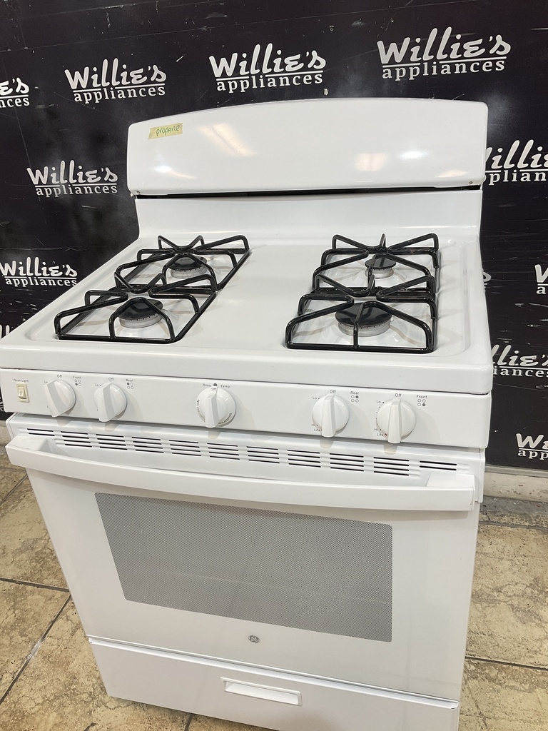 Ge Used Gas Propane Stove 30inches (White) 