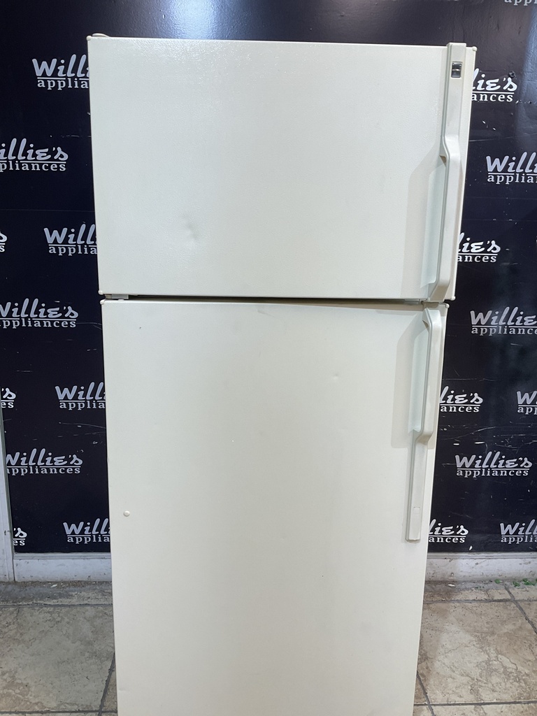 Hotpoint Used Refrigerator Top and Bottom 28x64 1/2” (Bisques) 