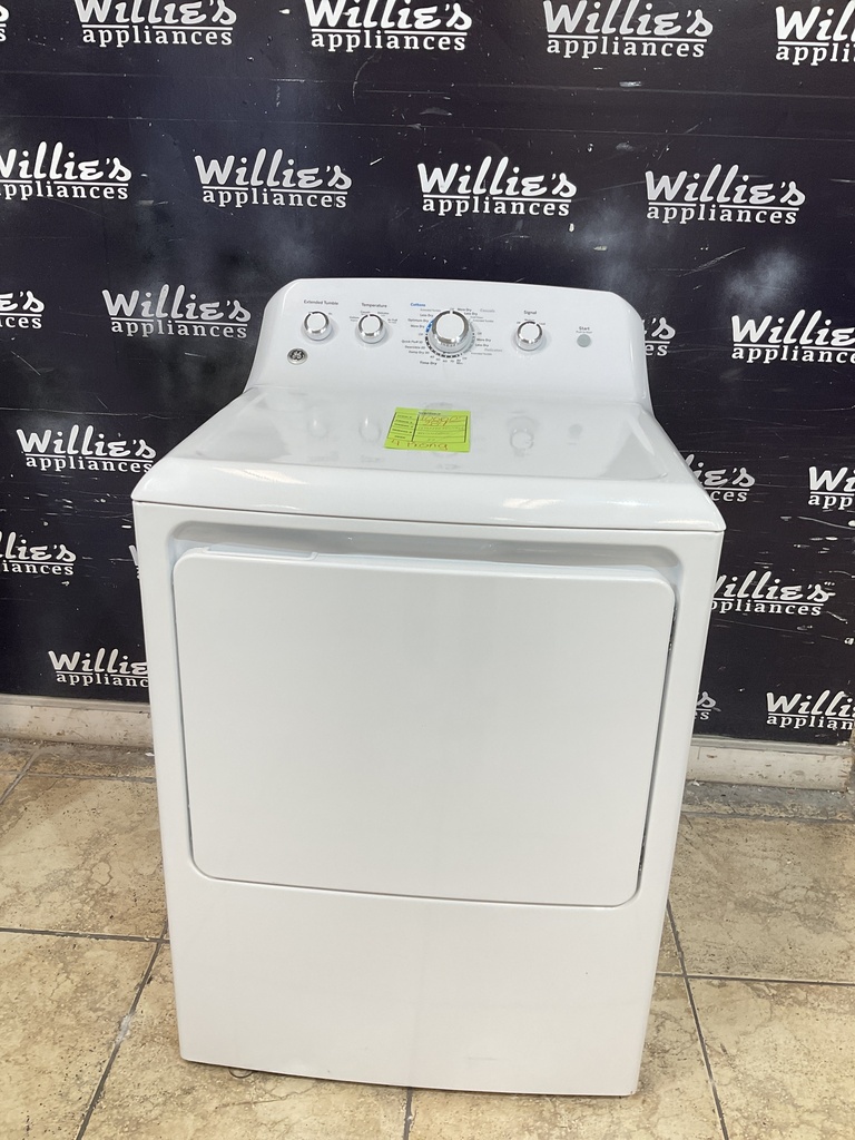 Ge Used Electric Dryer 220volts (30 AMP) 27inches {4 prong} (White) 
