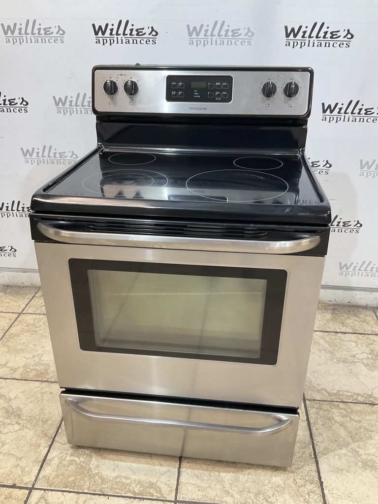 Frigidaire Used Electric Stove 220volts (40/50 AMP) 30inches {no cord} (Stainless steel) 