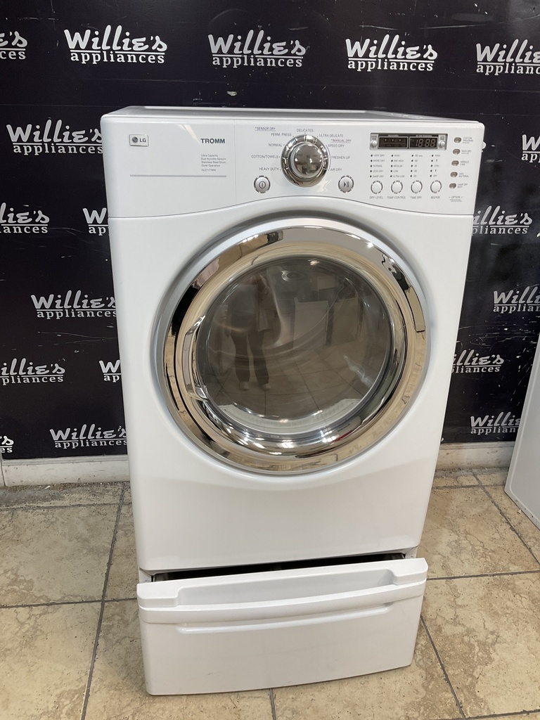 Lg Used Electric Dryer 220volts (30 AMP) 27inches {4 prong} (White)