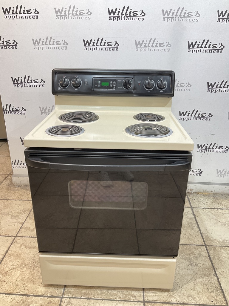 Ge Used Electric Stove 220volts (40/50 AMP) 30inches {no cord} (Bisque/black) 
