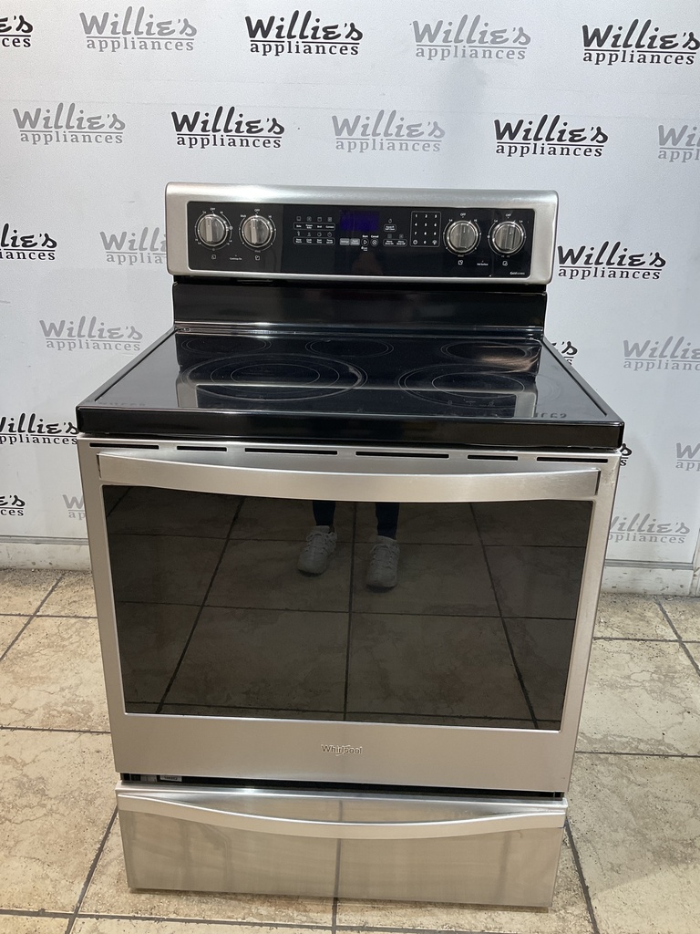 Whirlpool Used Electric Stove 220volts (40/50 AMP) 30inches {no cord} (Stainless Steel) 
