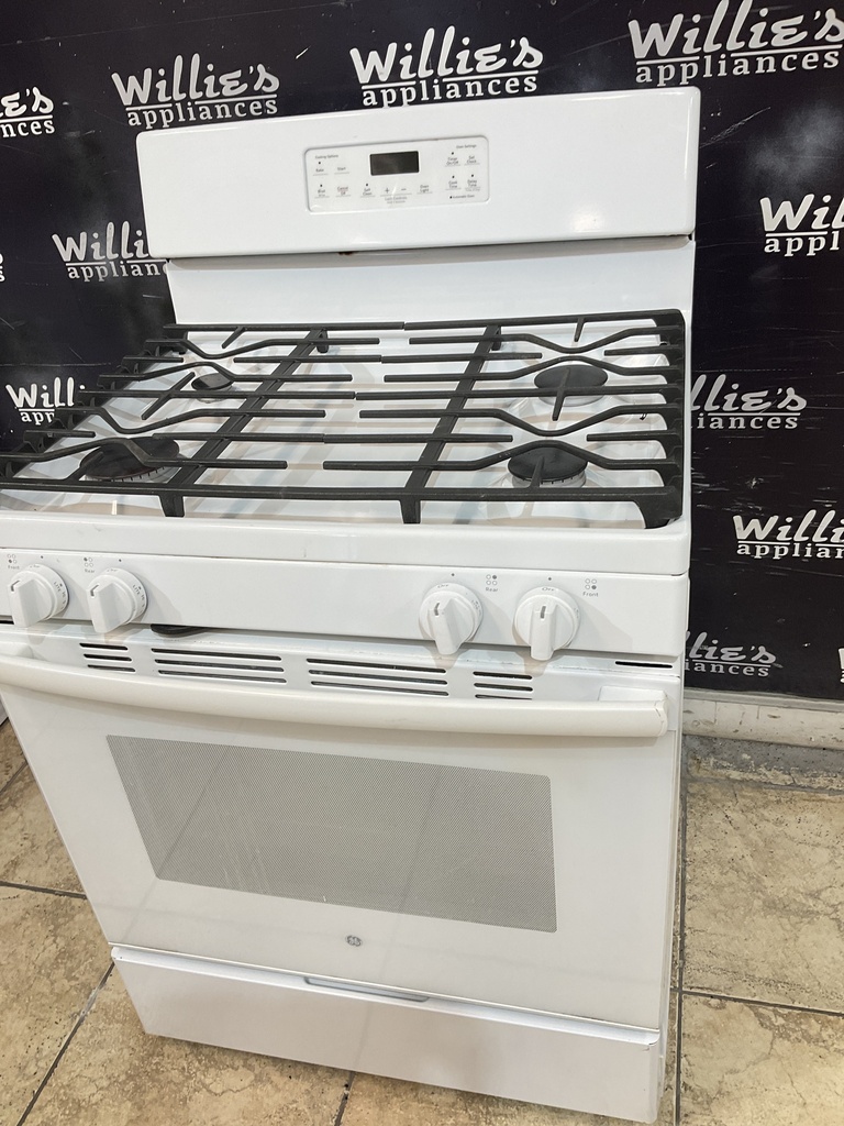 Ge Used Natural Gas Stove 30inches (White) 