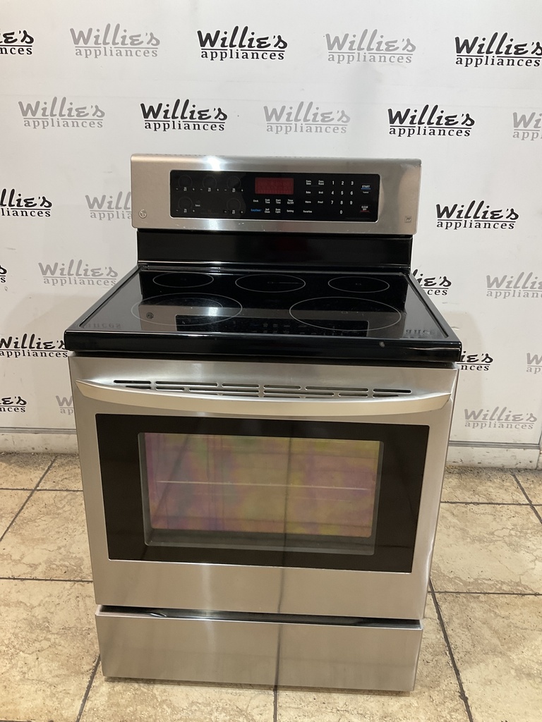 Lg Used Electric Stove 220volts (40/50 AMP) 30inches {3 prong} (Stainless Steel) 