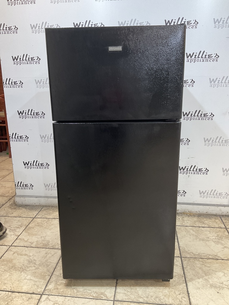 Hotpoint Used Refrigerator Top and Bottom 28x61 1/2” (black) 