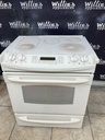 Ge Used Electric Stove 220volts (40/50 AMP) 30inches {3 prong} (Bisque)