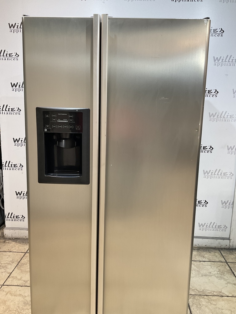 Ge Used Refrigerator Side by Side 36 1/2” x 69 1/2” (stainless steel) 