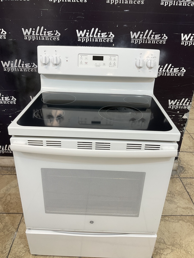Ge Electric Stove 220volts (40/50 AMP) 30inches {3 prong} (White)