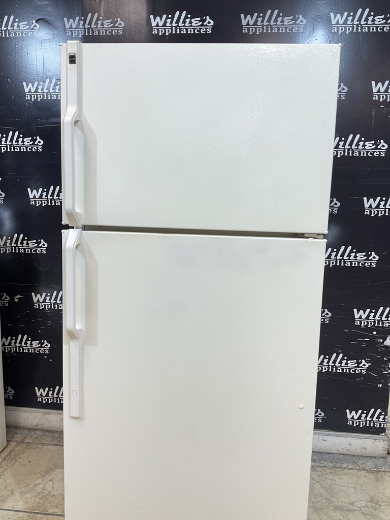 Hotpoint Refrigerator Top and Bottom 28x64 1/2” (Bisque) 