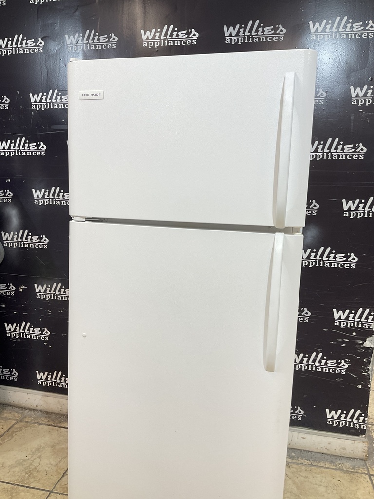 Frigidaire Refrigerator Top and Bottom 30x66 (white) 