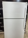 Ge Refrigerator Top and Bottom 28x64 1/2” (White)