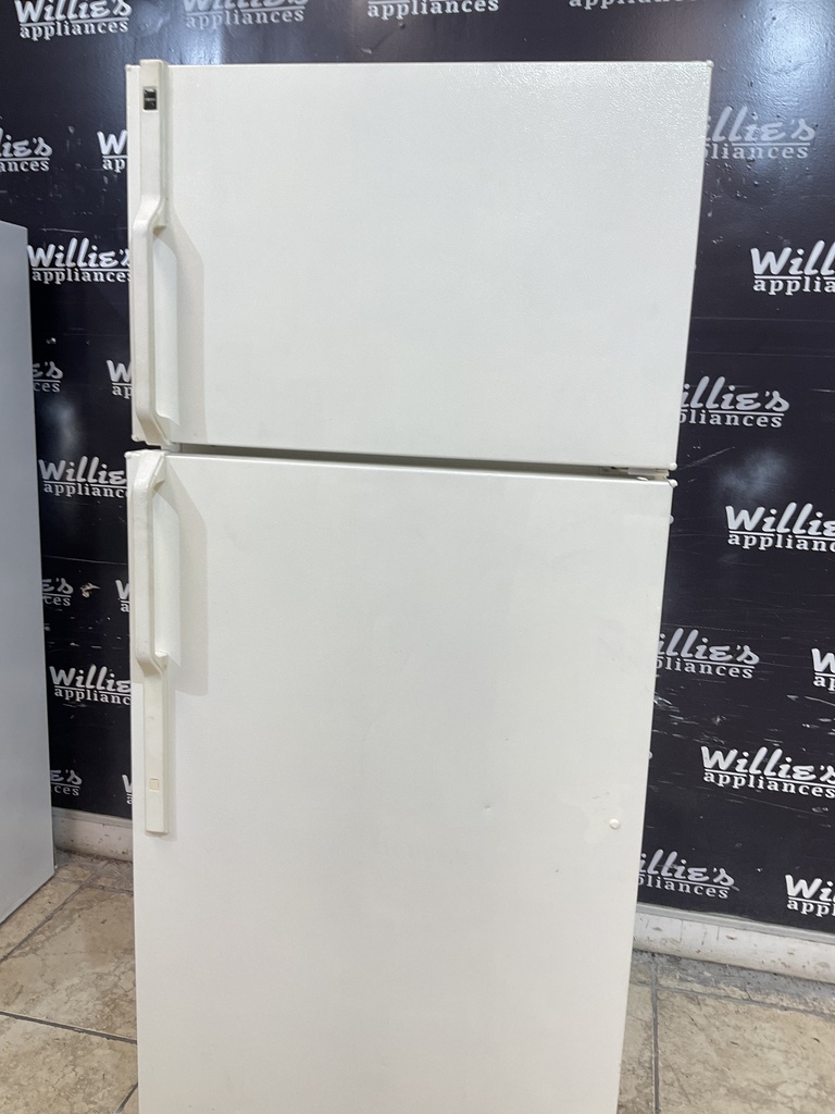Hotpoint Refrigerator Top and Bottom 28x64 1/2” (Bisque)