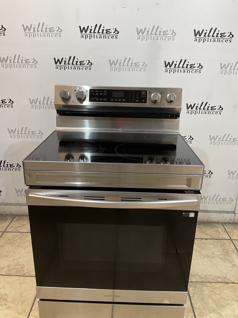 Samsung Electric Stove 220volts (40/50 AMP) 30inches {no cord} (Stainless steel) 
