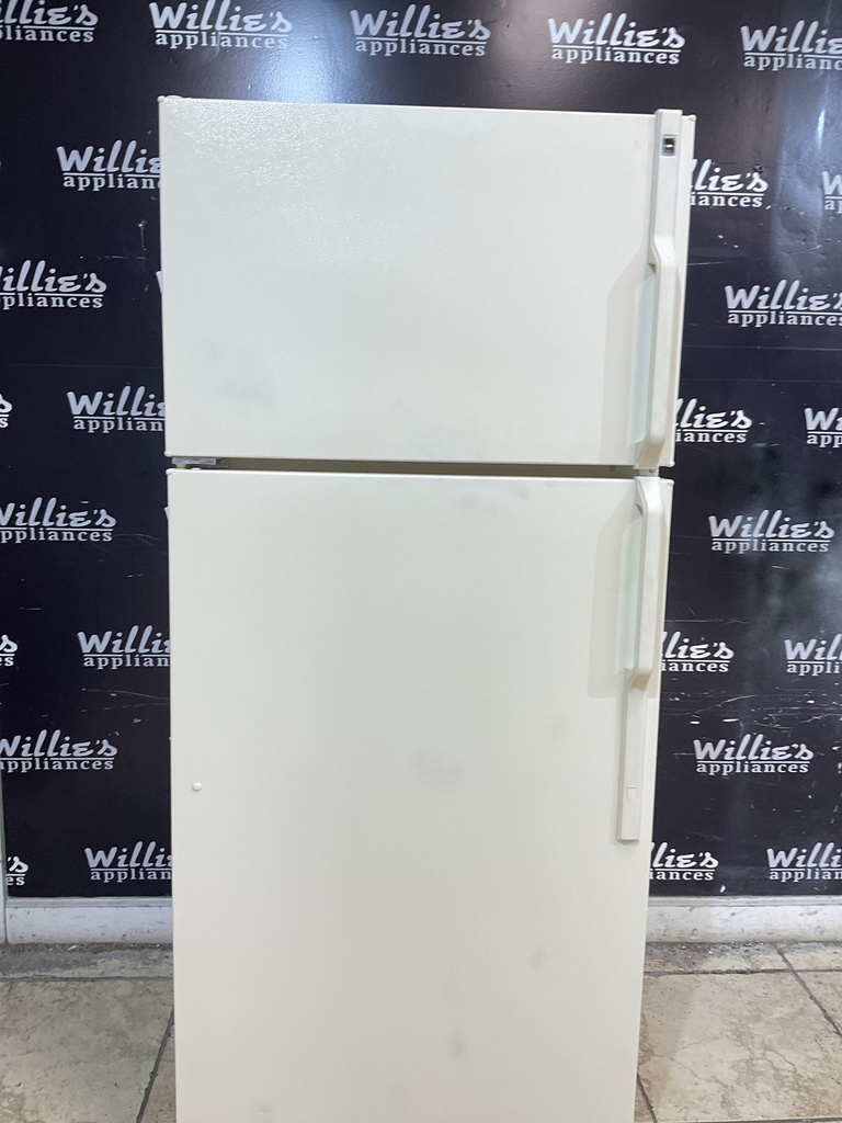 Hotpoint Refrigerator Top and Bottom 28x64 1/2” (Bisque)