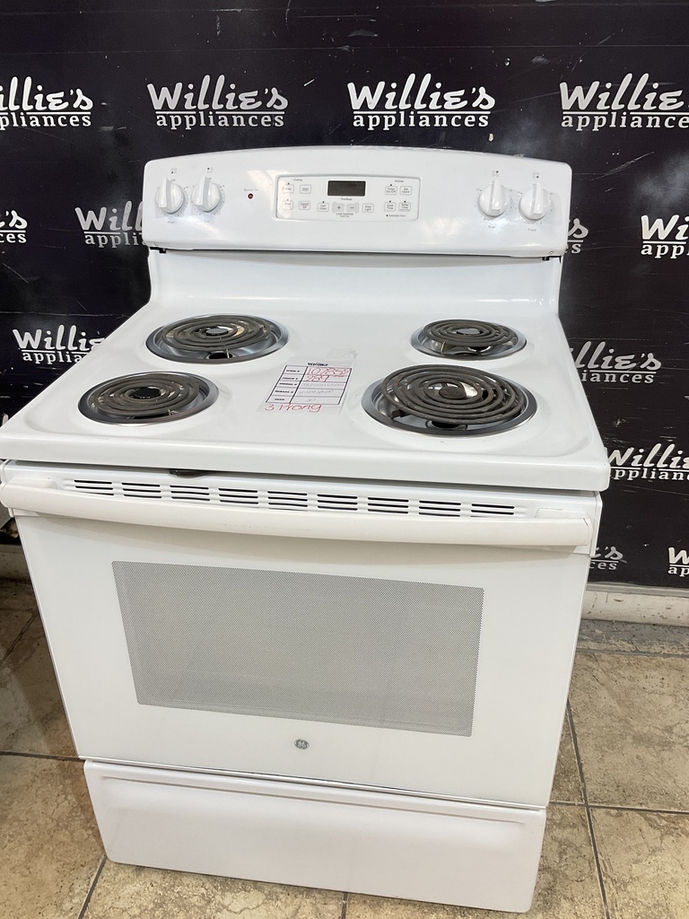 Ge Electric Stove 220volts (40/50 AMP) 30inches {3 prong} (White) 
