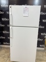 Hotpoint Refrigerator Top and Bottom 28x61 1/2” (White)