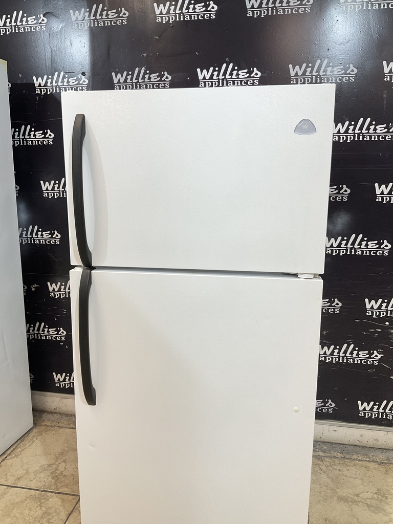 White Westinghouse Refrigerator Top and Bottom 28x60” (white)