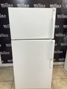 Ge Refrigerator Top and Bottom 28x62” (white)