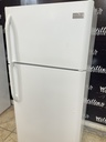 Frigidaire Refrigerator Top and Bottom 30x66 (white) 
