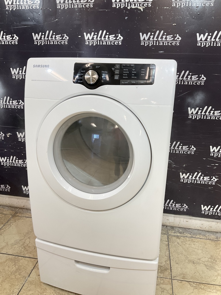 Samsung Electric Dryer 220volts (30 AMP) 27inches {4 prong} (White) 