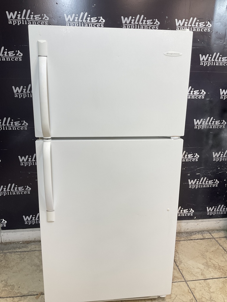 Frigidaire Refrigerator Top and Bottom 28x60 (white)