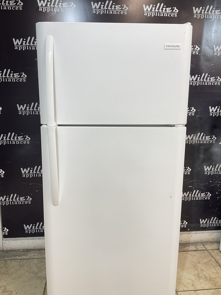 Frigidaire Refrigerator Top and Bottom 30x66 (white) 