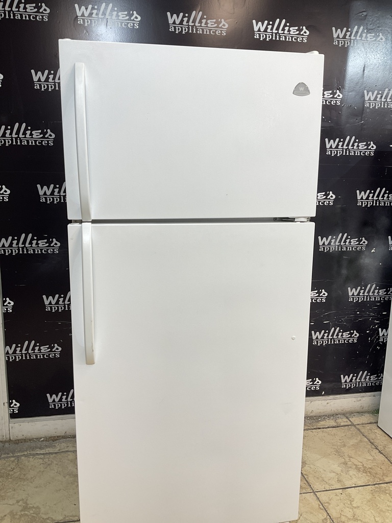 White Westinghouse Refrigerator Top and Bottom 30x66 (white)