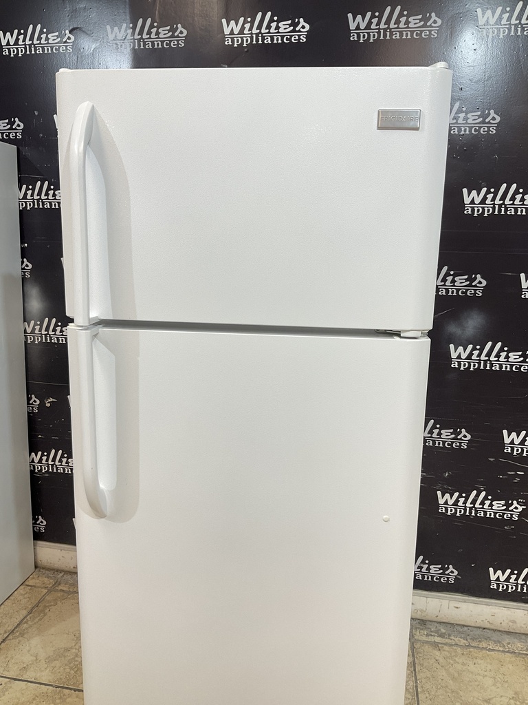 Frigidaire Refrigerator Top and Bottom 30x66 (white)
