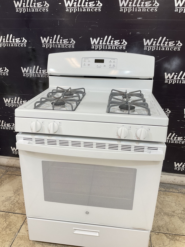 Ge Natural Gas Stove 30inches (white)