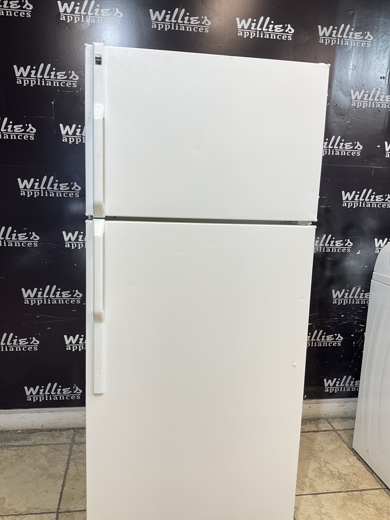 Ge Refrigerator Top and Bottom 28x64 1/2” (White) 