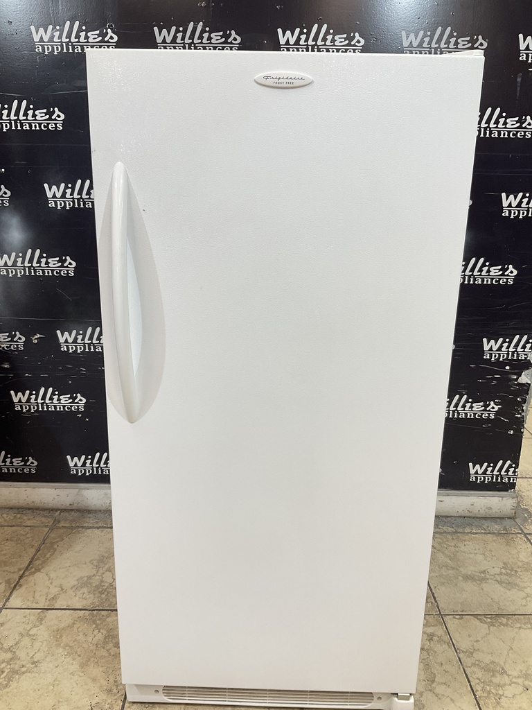 Frigidaire Freezer Upright 28x59 1/2” (White) 