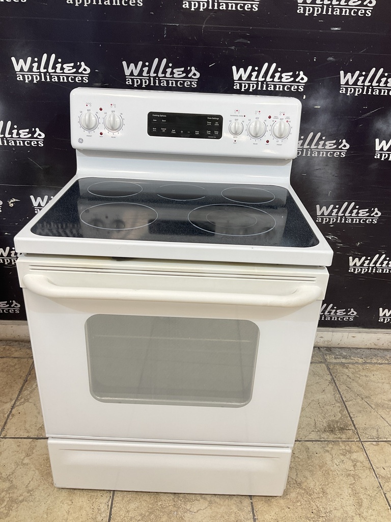 Ge Electric Stove 220volts (40/50 AMP) 30inches {no cord} (White) 