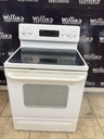 Ge Electric Stove 220volts (40/50 AMP) 30inches {no cord} (White) 