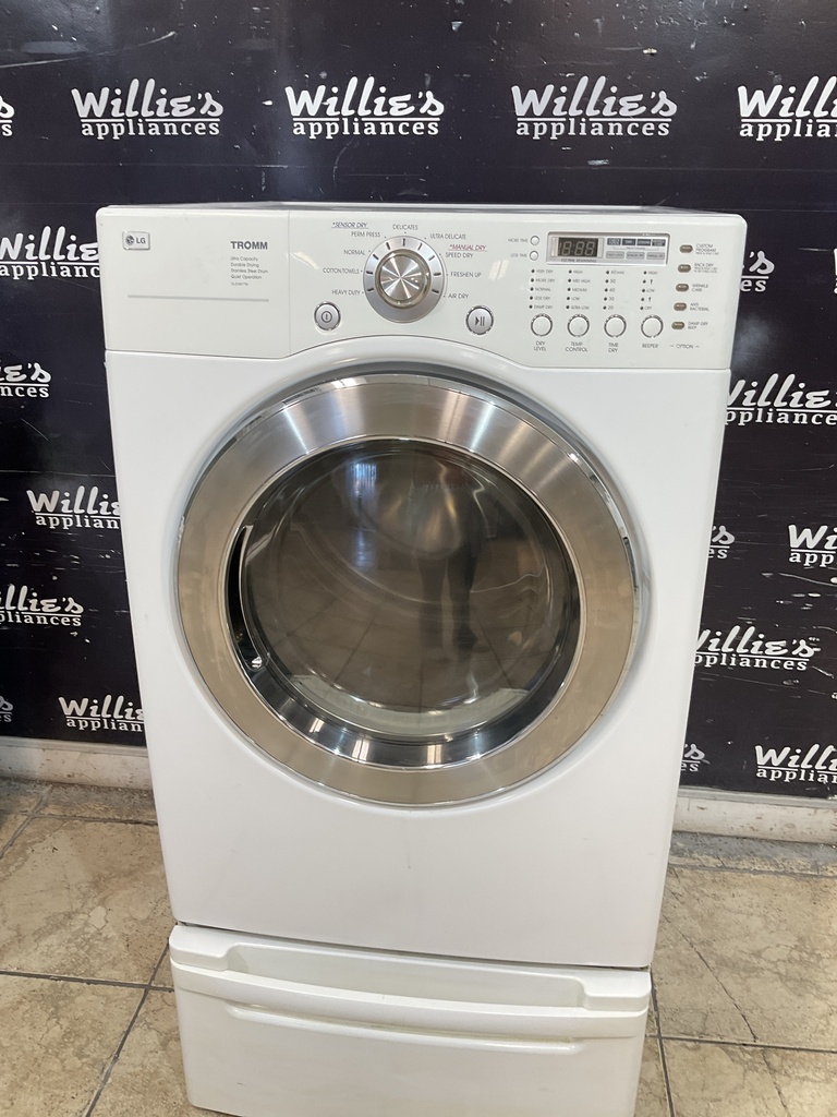 Lg Electric Dryer 220volts (30 AMP) 27inches {4 prong} (White)
