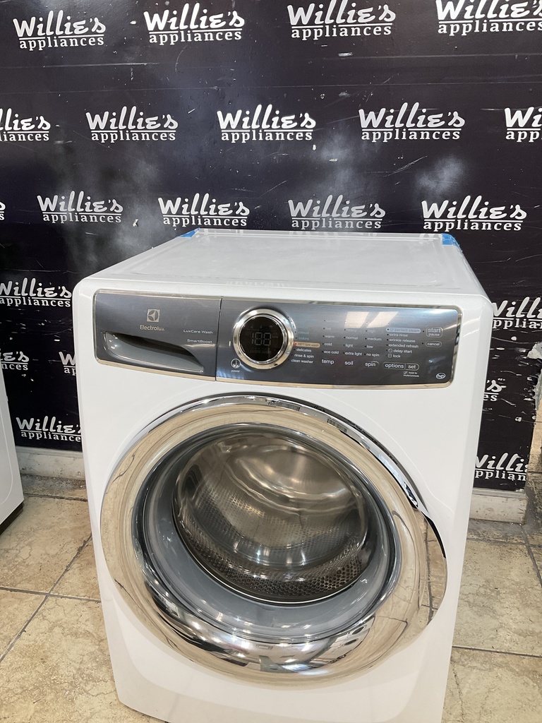 Electrolux Washer Front-load 27inches (White) 