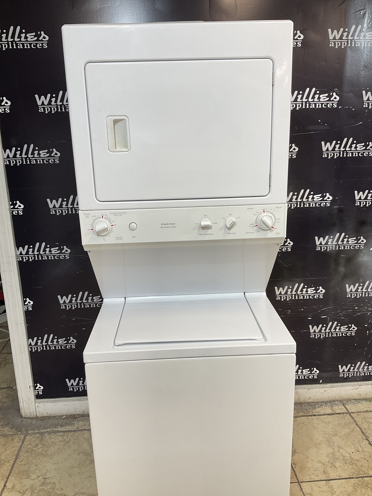 Frigidaire Natural Gas Unit Stackable 27x74 (White) 