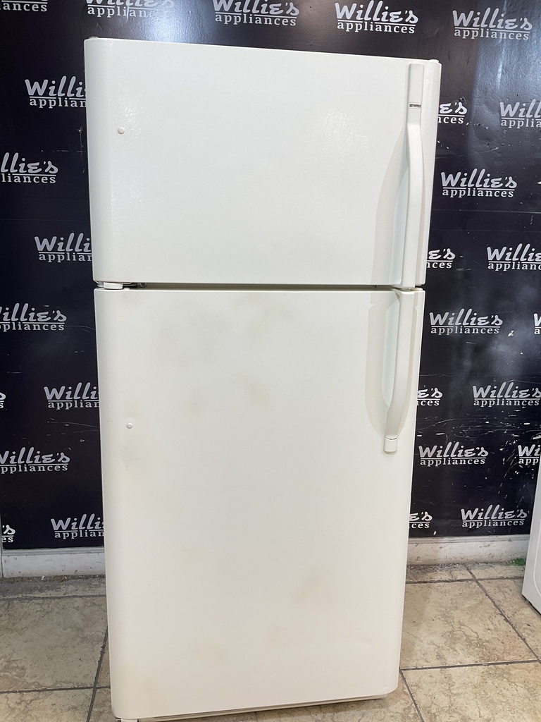 Frigidaire Refrigerator Top and Bottom 30x65 1/2” (Bisque) 