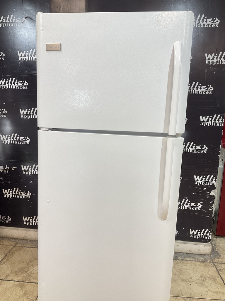 Frigidaire Refrigerator Top and Bottom 30x69 (White) 
