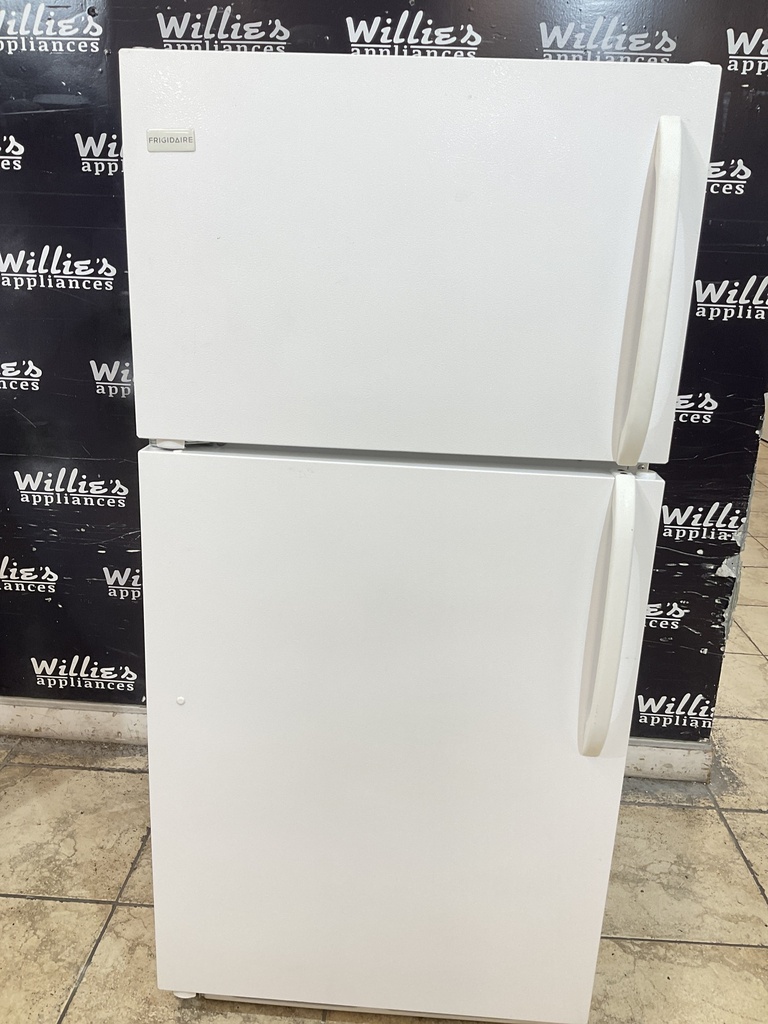 Frigidaire Refrigerator Top and Bottom 28x61 1/2” (White) 