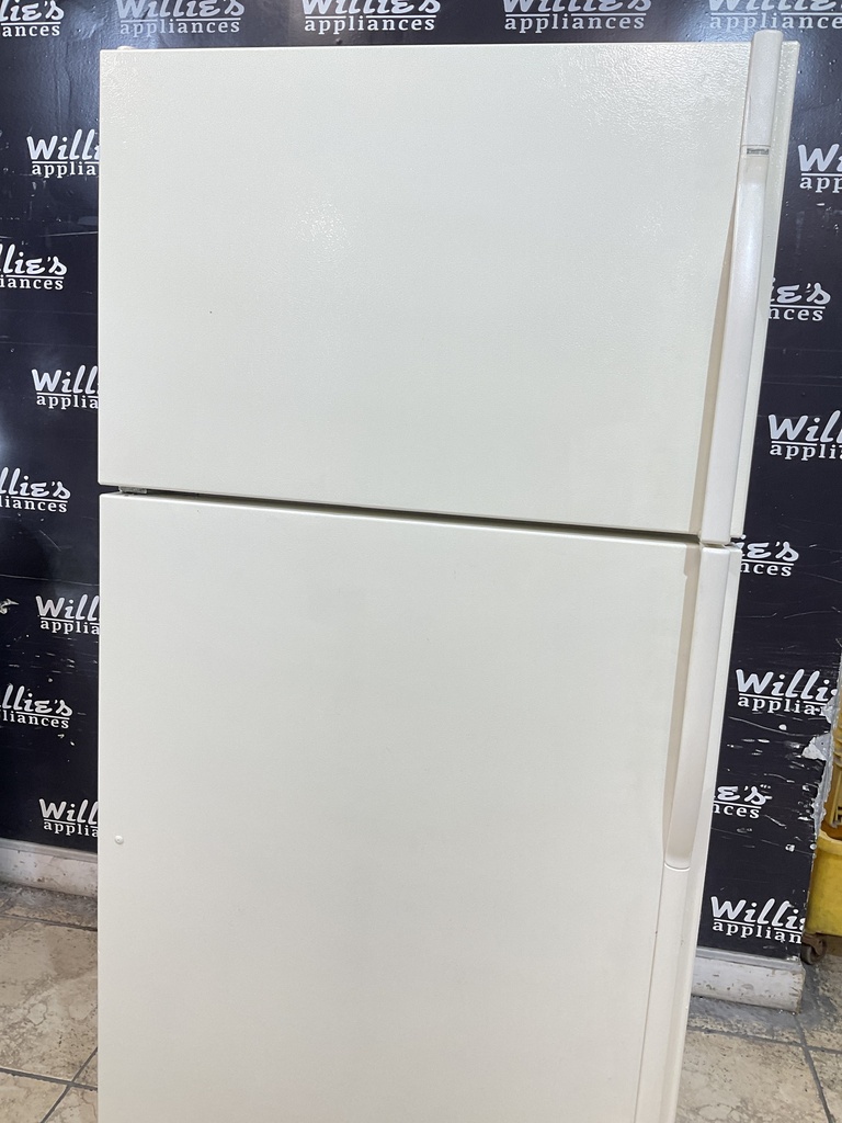 Kenmore Refrigerator Top and Bottom 33x66 (bisque) 