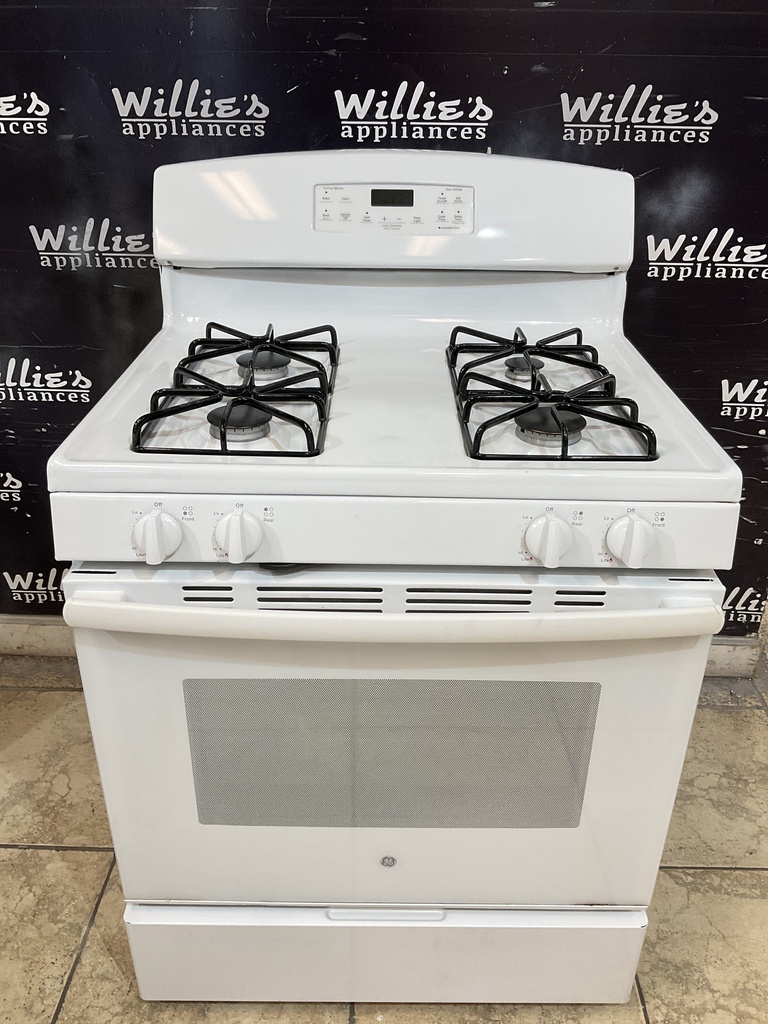 Ge Natural Gas Stove 30inches (White) 