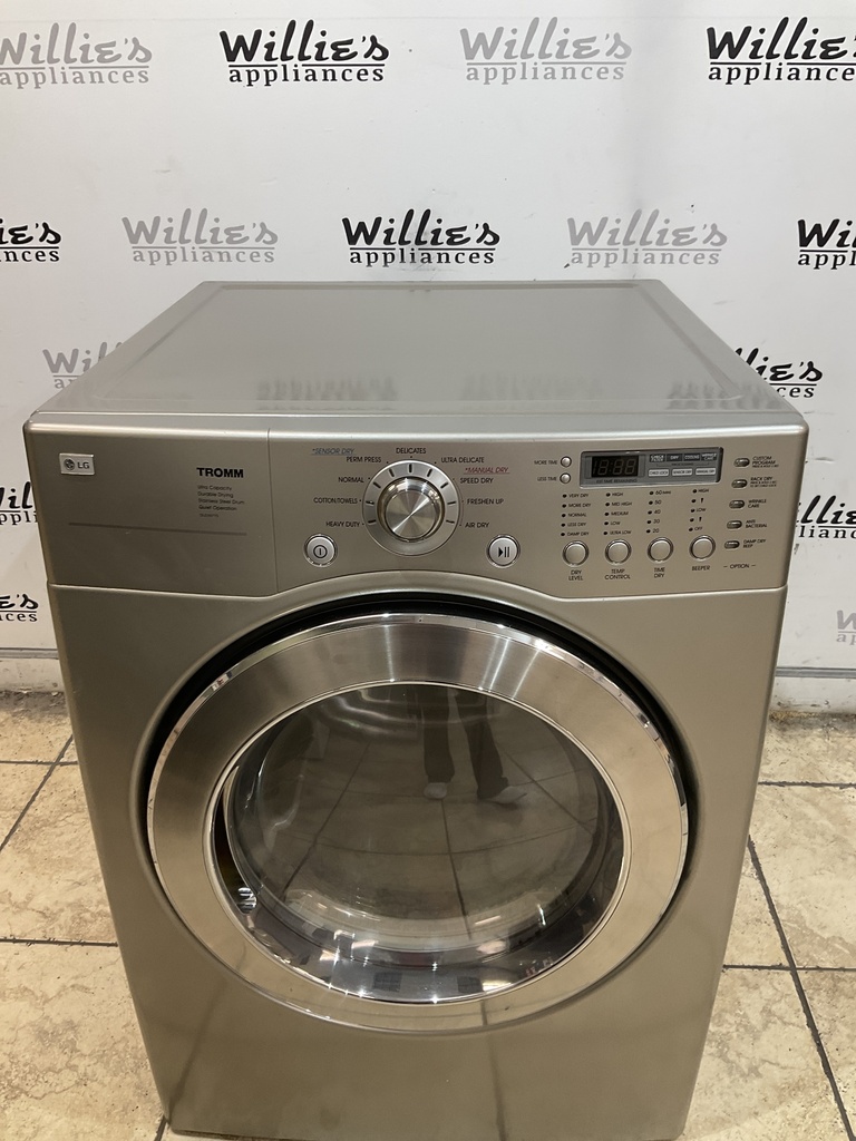 Lg Electric Dryer 220volts(30 AMP) 27inches {3 prong} 