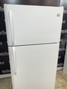 White Westinghouse Refrigerator Top and Bottom 30x66 (White) 